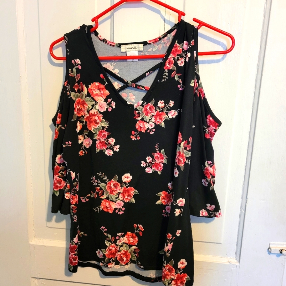 Floral top